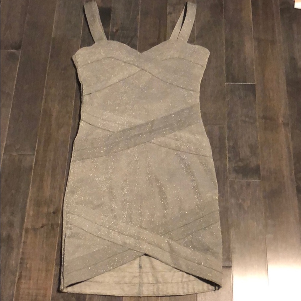 Beautiful silver dress!! H&m
